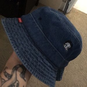 Supreme Bucket Hat